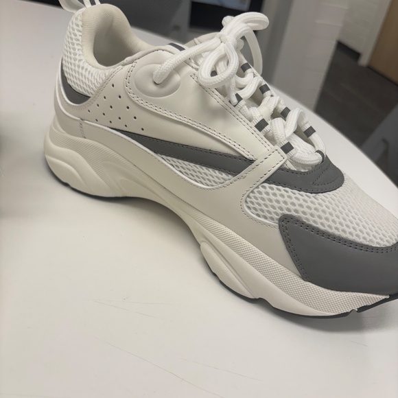 Dior b22 White/Silver Pristine Condition Size 9/Eu42 - Picture 4 of 8